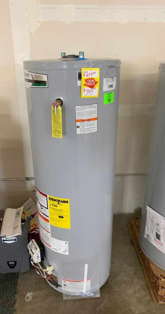 NEW AO SMITH WATER HEATER WITH WARRANTY 40 gallon HAPOB