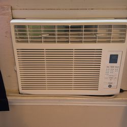GE 5,000 btu room air conditioner