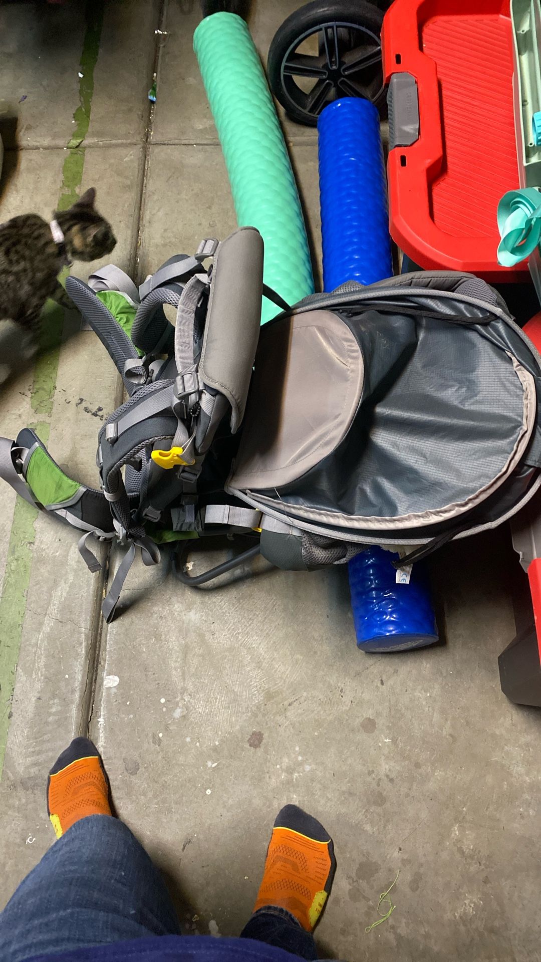Hiking Backpack 🎒 With Toddler Access