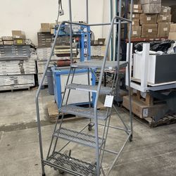 Cotterman 5-Step Rolling Ladder Perforated Step Tread 80" Overall Height 450 lbs
