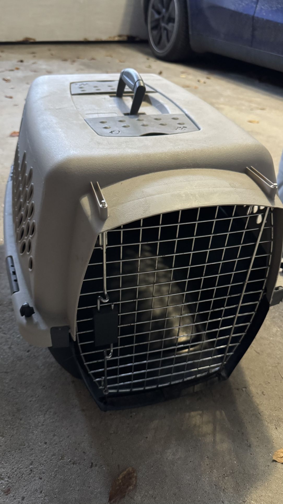 Petmate Dog Carrier Crate - 24” Medium Size