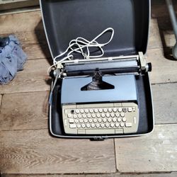 Smith Corona Electric Typewrighter