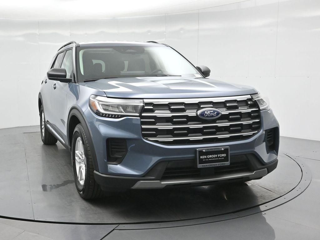 2025 Ford Explorer