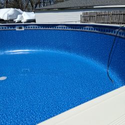 Maytronics,dolphin Wave Pool Cleaner 