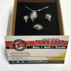 .925 Silver Necklace Set .300ctw Set 