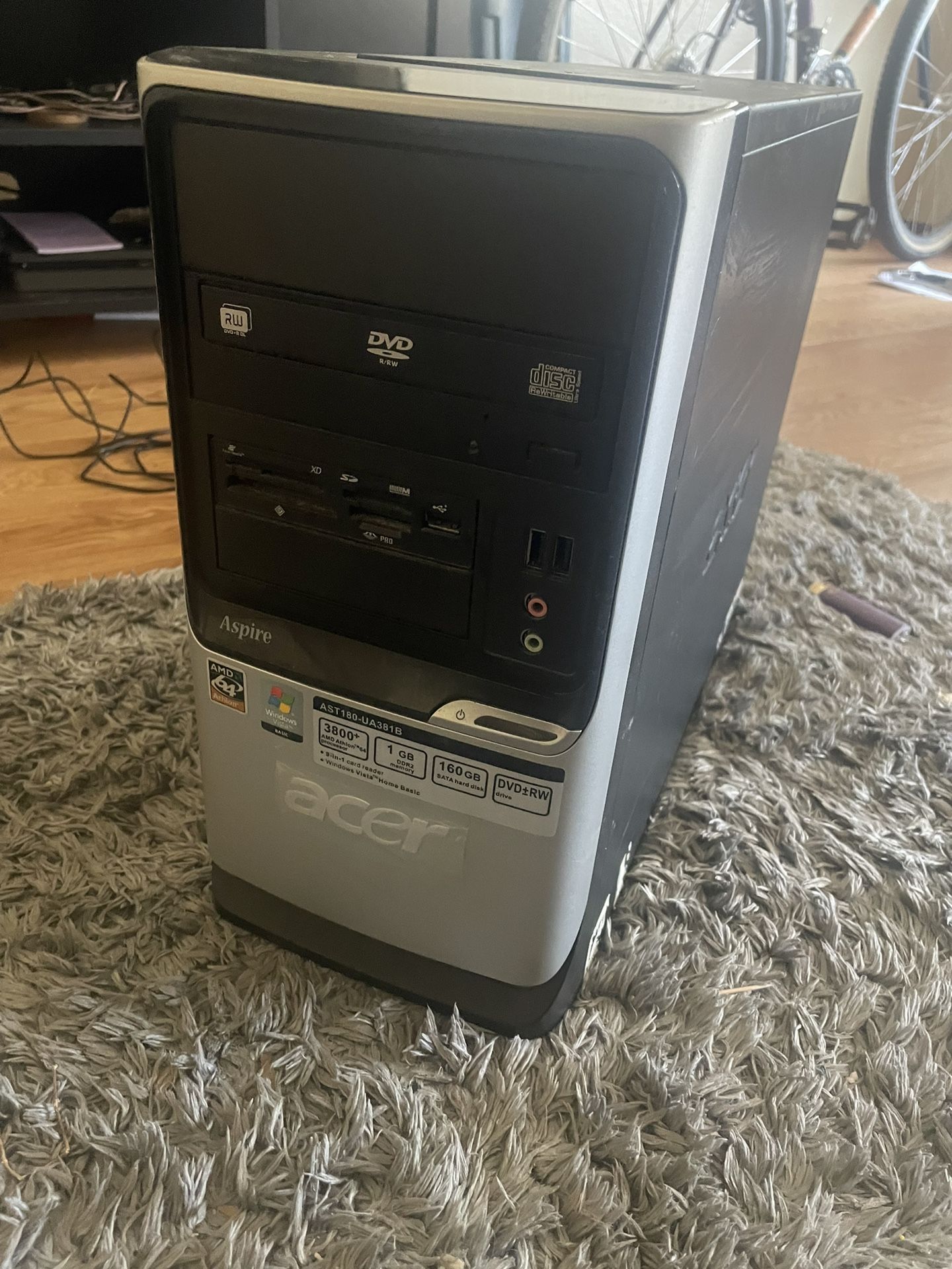 Acer Aspire AST160-UA381B desktop computer tower