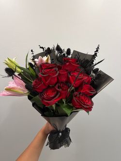 Bouquet/ramo Available Today!! 8/17