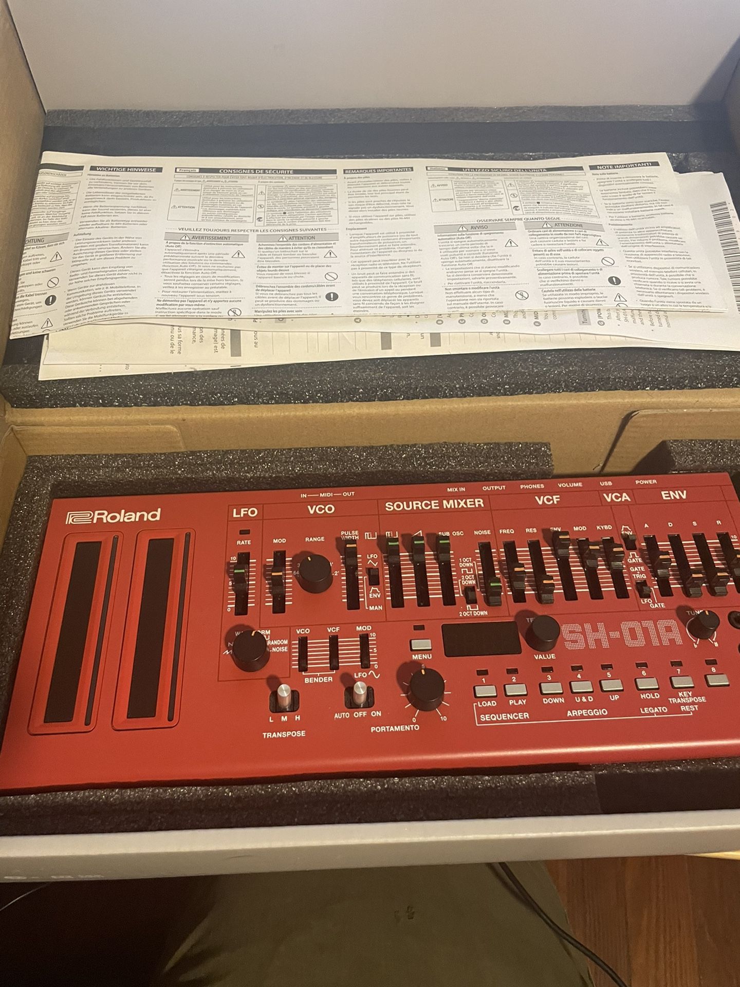 Roland SH-01a