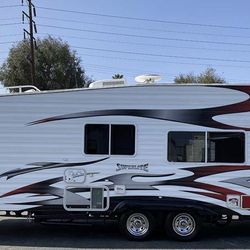 2008 Toy Hauler 26’