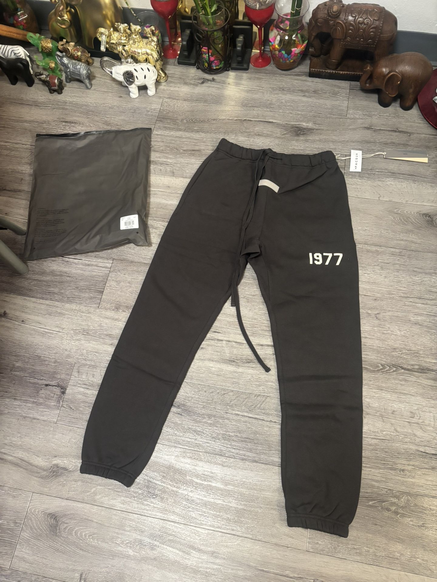 Essential Pants “iron”