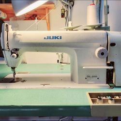 Professional Sewing Machine