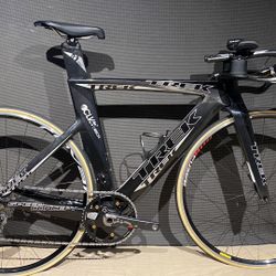 Full Carbon Fiber Trek Speed Concept On Roval Wheels 