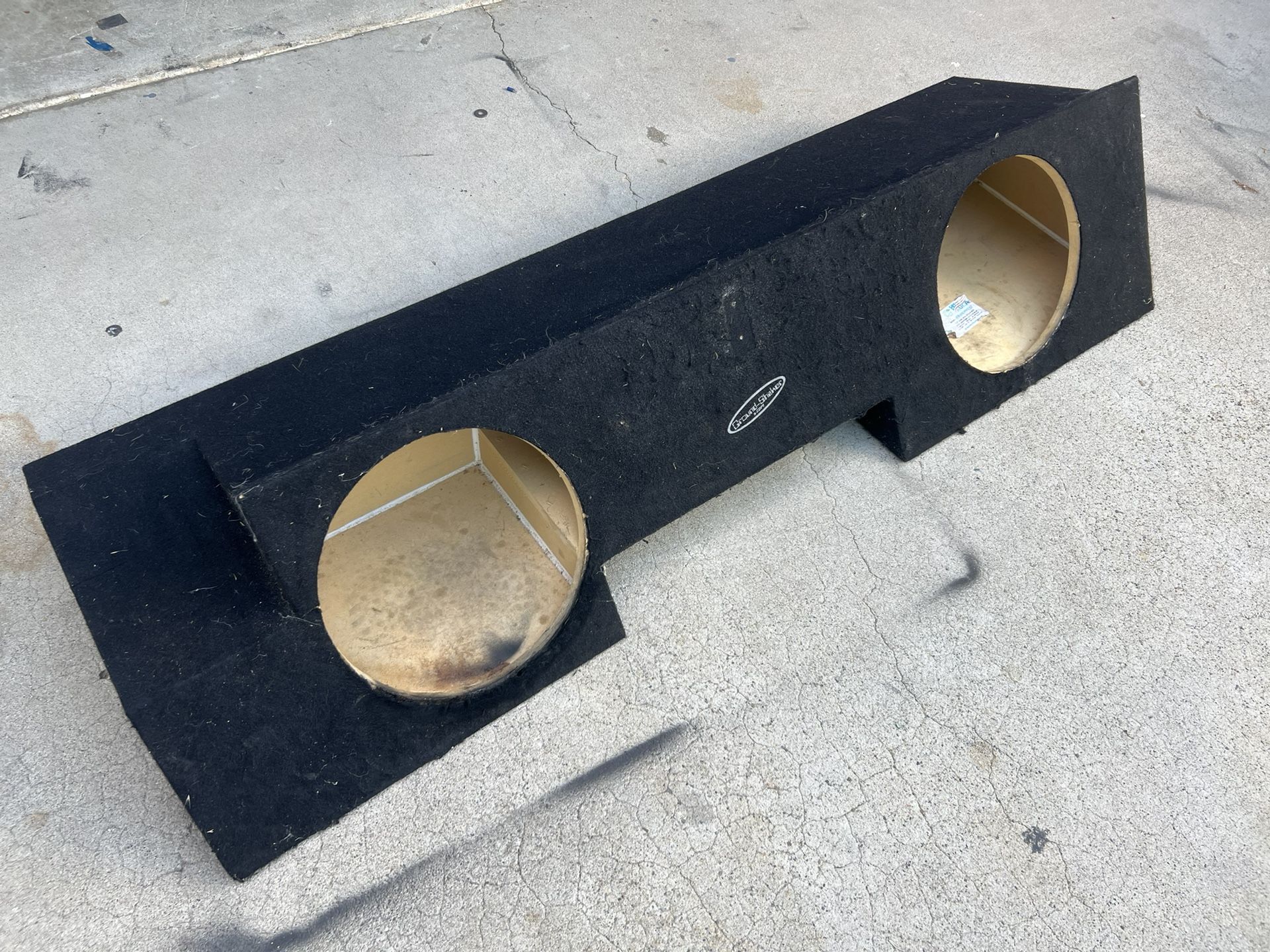 ($120 Firm) Chevy Extended Cab 1988 To 98 2 - 12s Sub Box