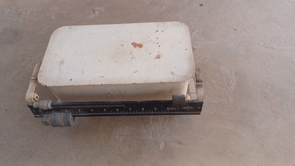 Vintage Kg Scale