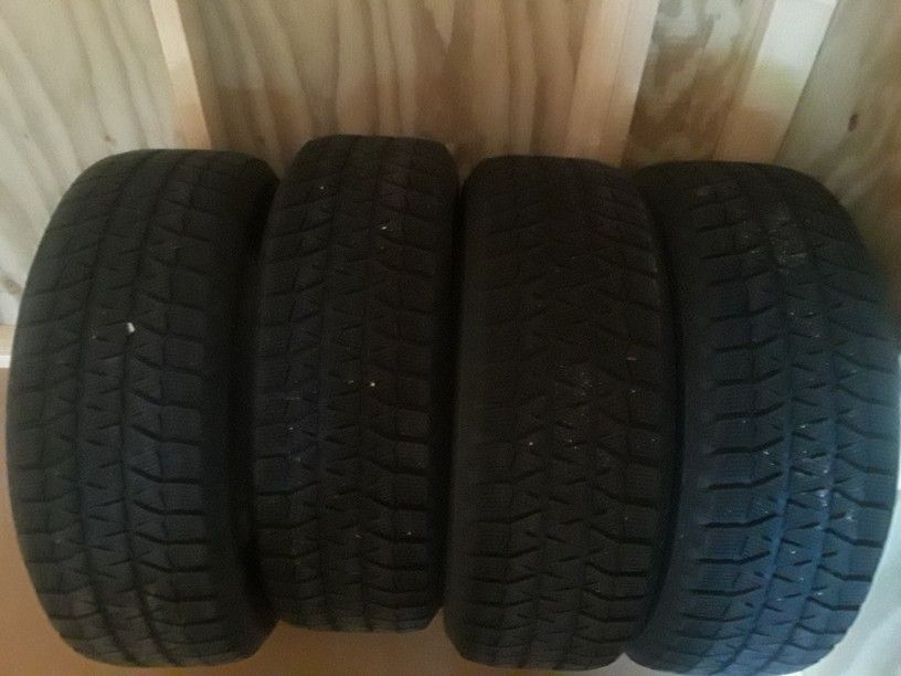 4 Bridgestone Blizzak Snow Tires