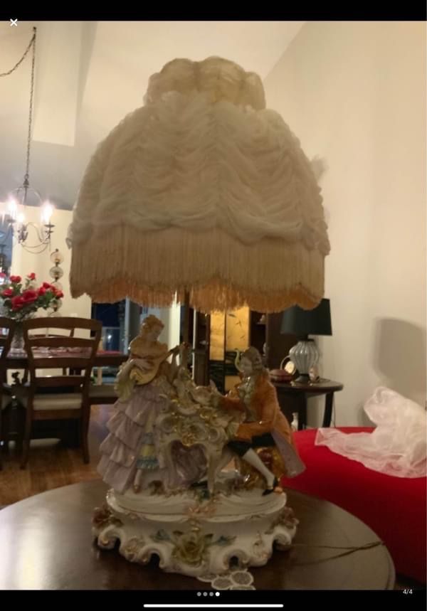 French Provincial Table Lamp