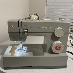 Singer HEAVY DUTY Sewing Machine