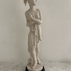 STATUE ALABASTER PANDORA OBO