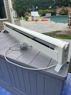 Electric Baseboard Heater with Cord
