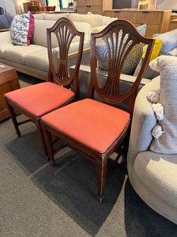 Pair of Hepplewhite-Style Mahogany Dining Chairs
