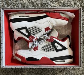 Fire red 4 size 12
