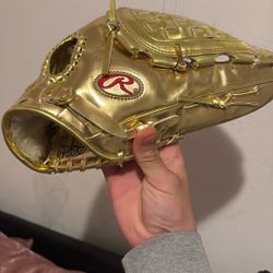 Gold Glove