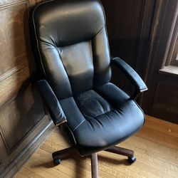 Leather Rolling Office Chair 