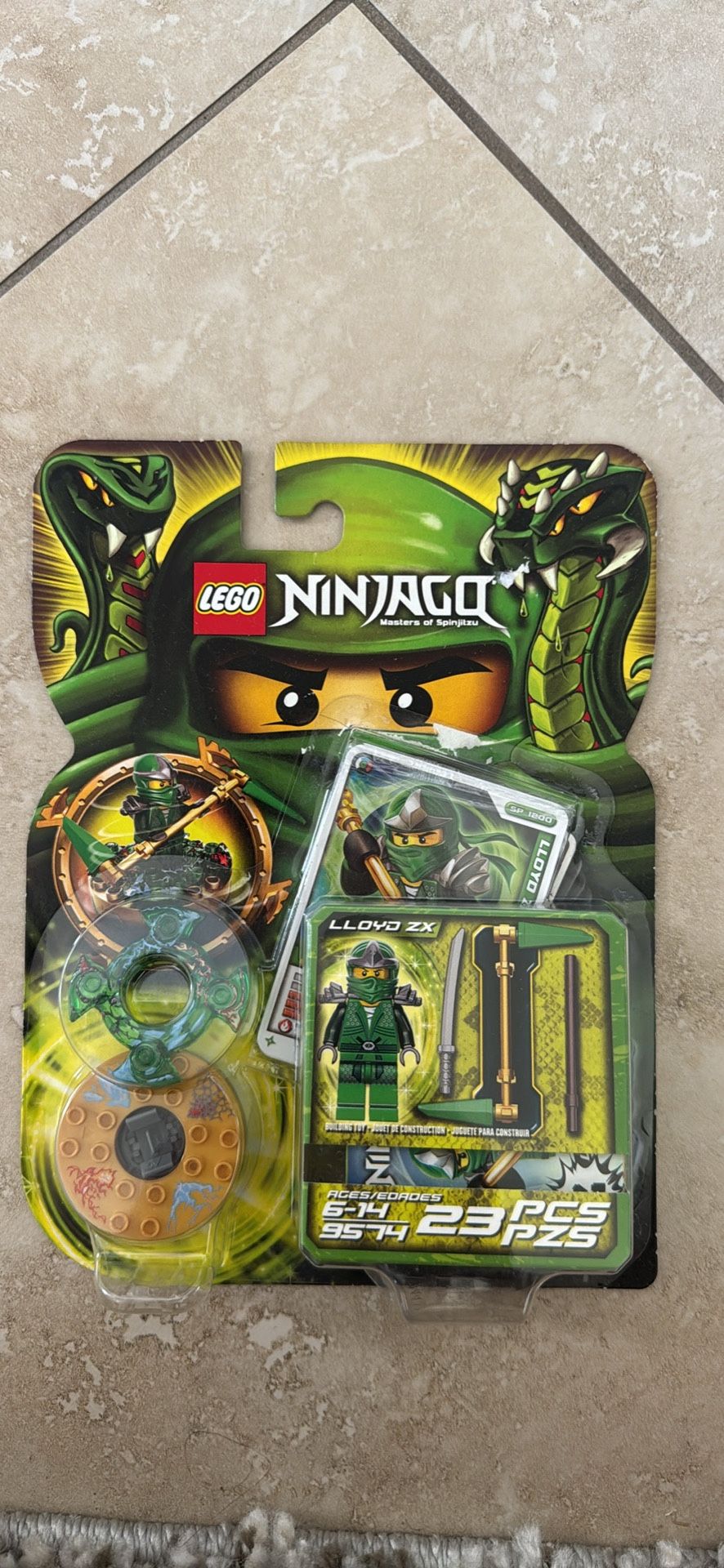 Ninjago 2012 Llyod ZX Spinner Sealed