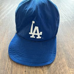 Dodger Hat Dog Bed 