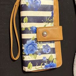 Large Wristlet 