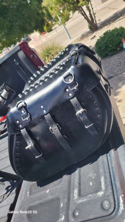 Iron thunder leather hard bags "soft tail,dyna"