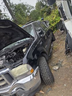 Parting Out 2004 F350 6.0 Diesel. Parts Only