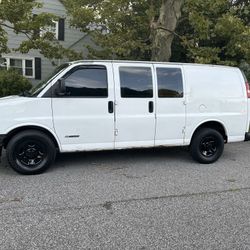 Chevy Express Van 2500  Please Read Read First Don’t Reply If You Don’t Read 