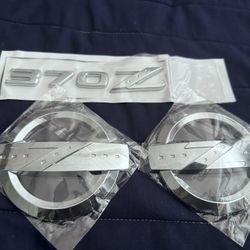 370z Emblems