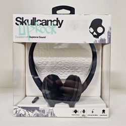 Lot of 4 Brand New Skullcandy Supreme Sound Uprock Mic Headphone in Black