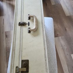 1940s Era Collectible US Trunk Co. "Sophisti Case" 