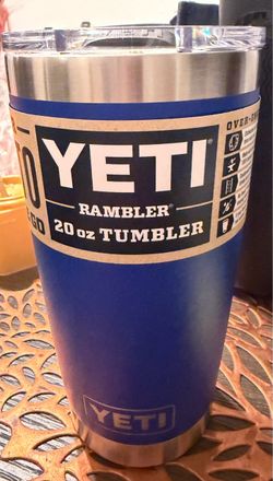 YETI Rambler 20 oz Tumbler Blue