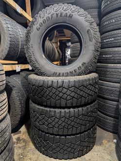 LT305/70R18 Goodyear $650 Set of 4