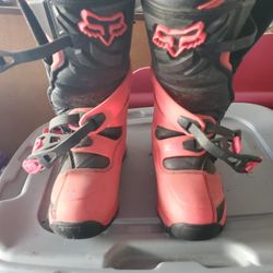 Youth Size 7 Comp Fox Boots