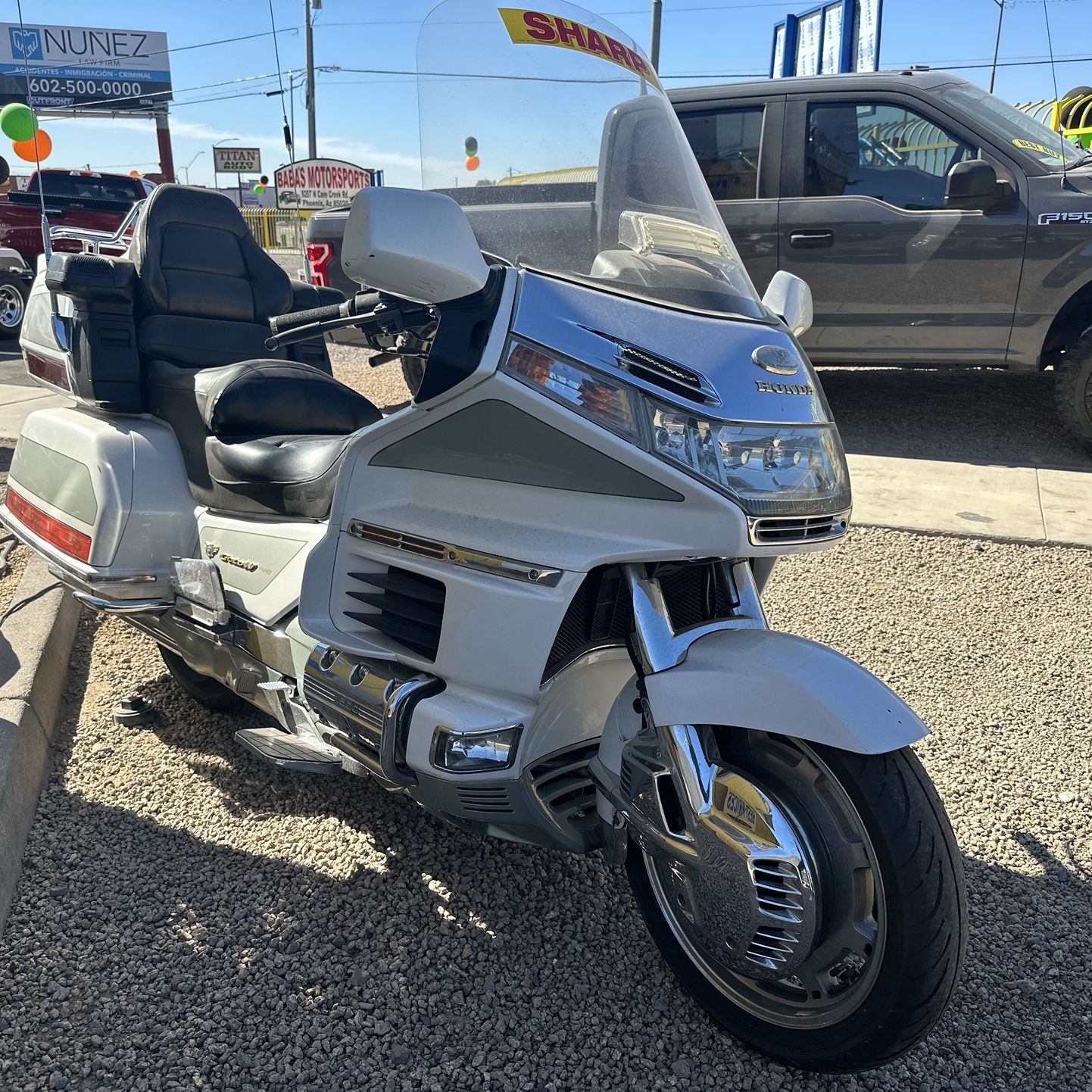 2000 Honda GL1500SE Gold Wing SE Price $3,750 Mileage 79,701