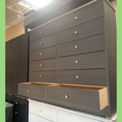 12 drawers dresser / Twelve drawers dresser