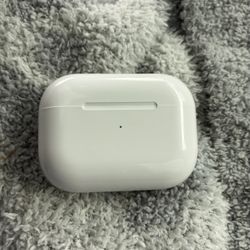 APPLE AIR PODS PRO 