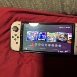 Nintendo Switch Oled Bundle 