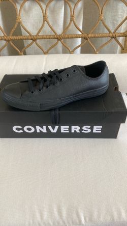 Size 10 Men’s All Black Converse