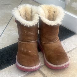 UGG Toddler Girl Boots Size 10