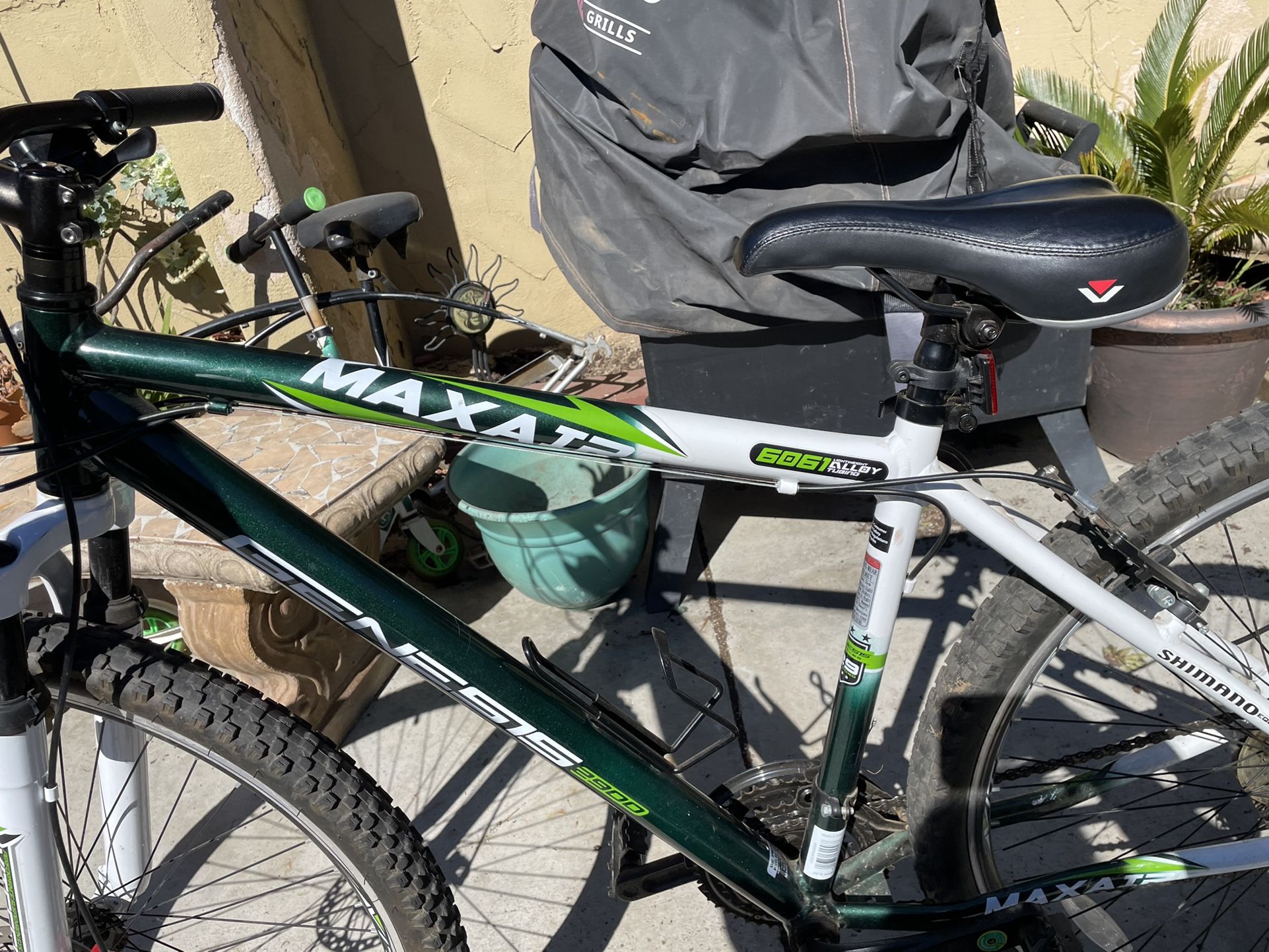29 Genesis Max Air 2900 Men s Mountain Bike model GS32946 for Sale in Ramona CA OfferUp