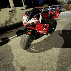 2007 Yamaha YZF-R1