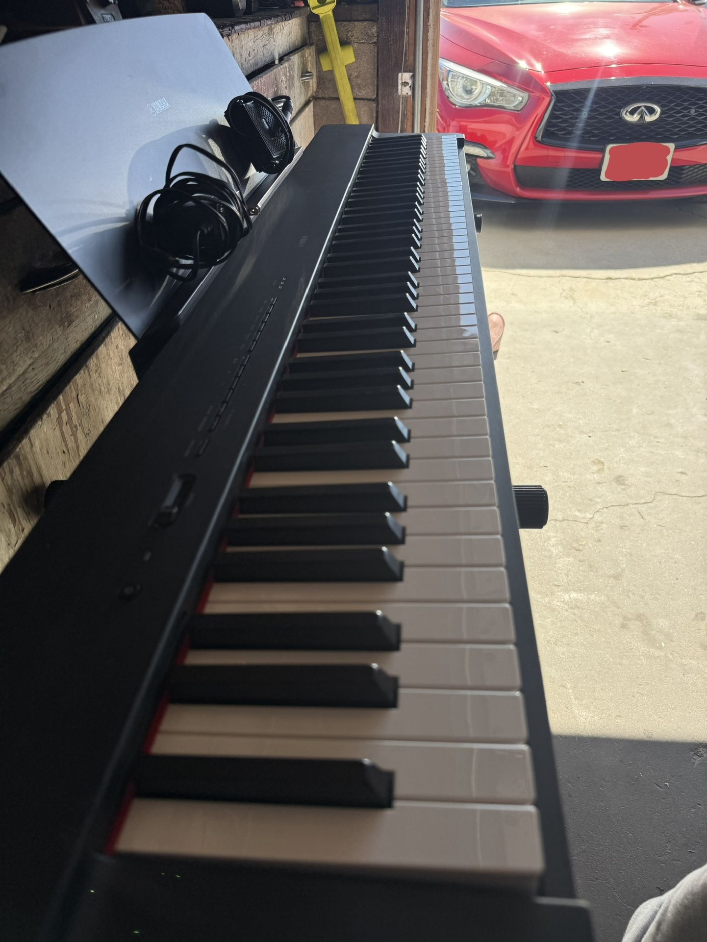 Yamaha P-225 88-Key Digital Piano Black