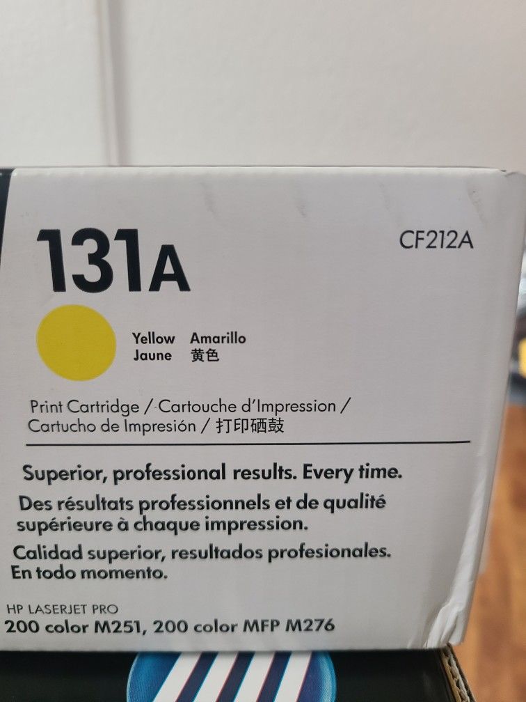 HP INK Cartridge  CF212A. Yellow