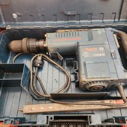 Bosch 11316EVS 14 Amp SDS-Max demolition hammer